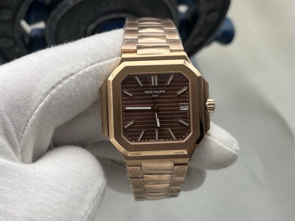 ZF(PPF)ファクトリー　レプリカ　パテックフィリップ   5821 　Cubitusキュビタス自動巻き　ローズゴールド　サンバーストブラウン文字盤